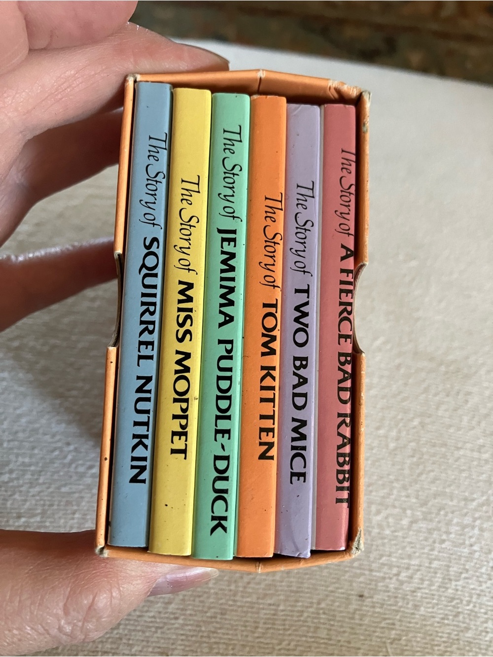 Book bundle - Picture 2 of 4